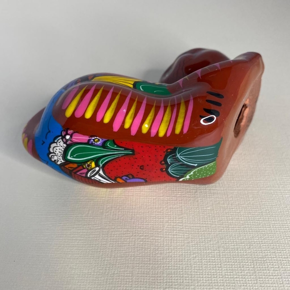 Isidoro Mix Hand Painted Sculpted Clay Cat Figurine - Picture 4 of 9